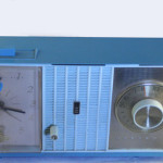 blue-retro-radio-by-paper-calliope-web
